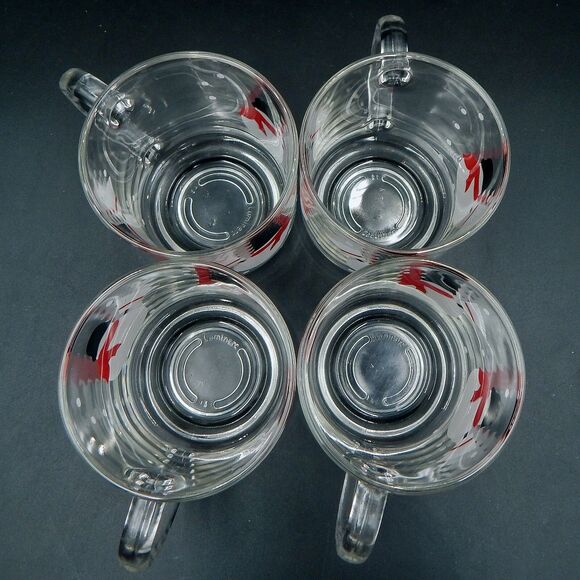 Arcoroc France Glass Snowman W/Broom Dessert Plates Luminarc Mugs Set of 4 - Picture 12 of 14